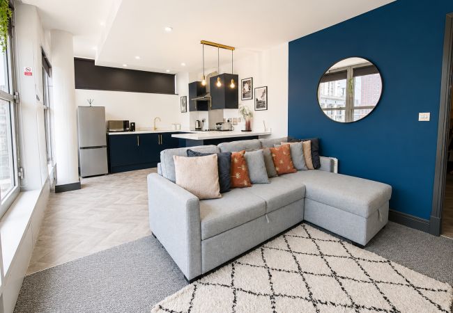 Apartment in Birmingham - Temple St