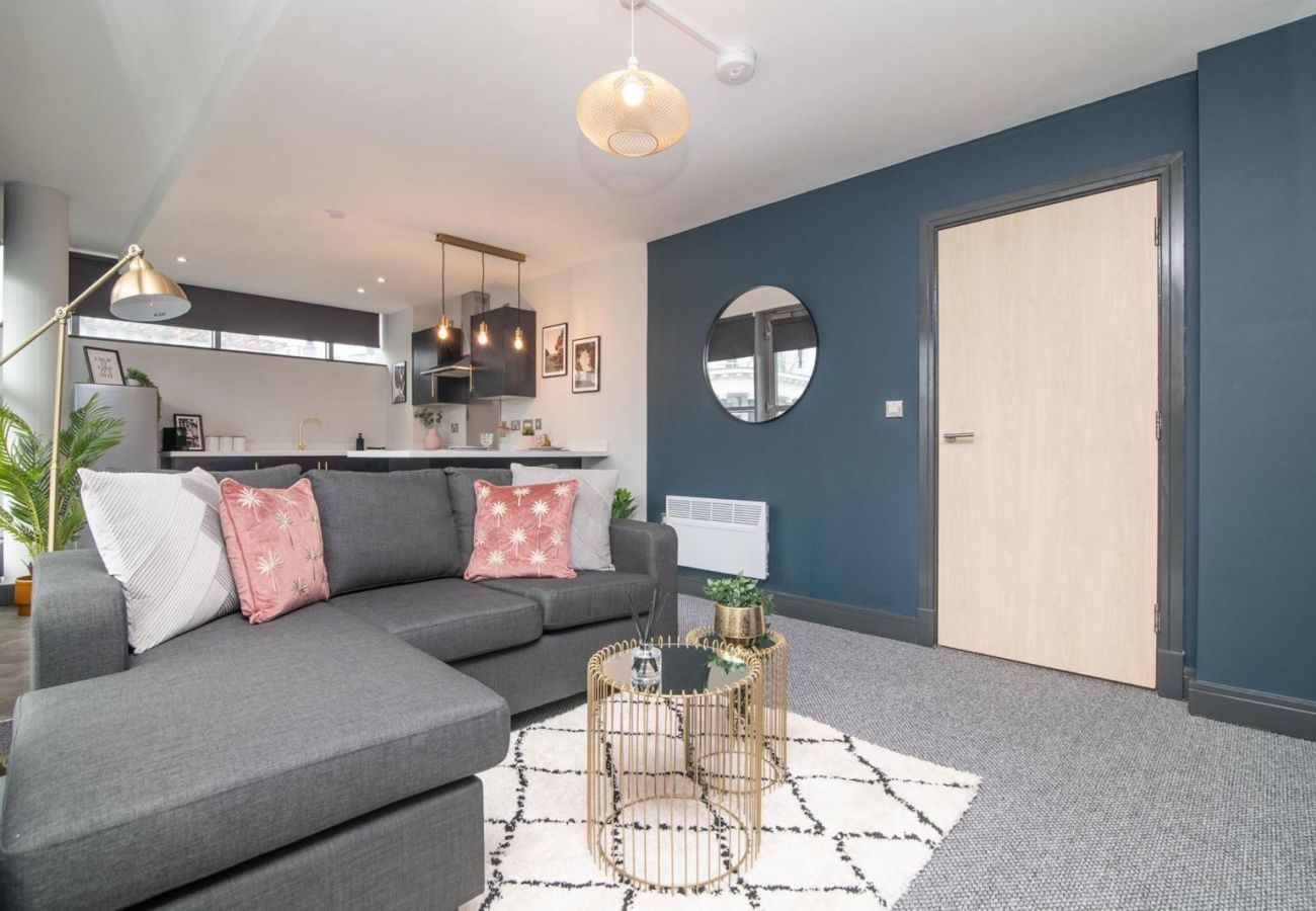 Apartment in Birmingham - Temple St
