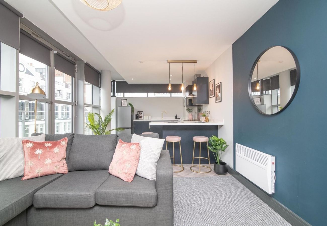 Apartment in Birmingham - Temple St