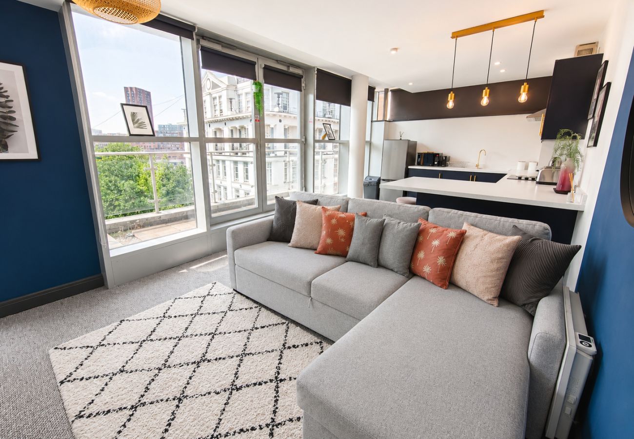Apartment in Birmingham - Temple St