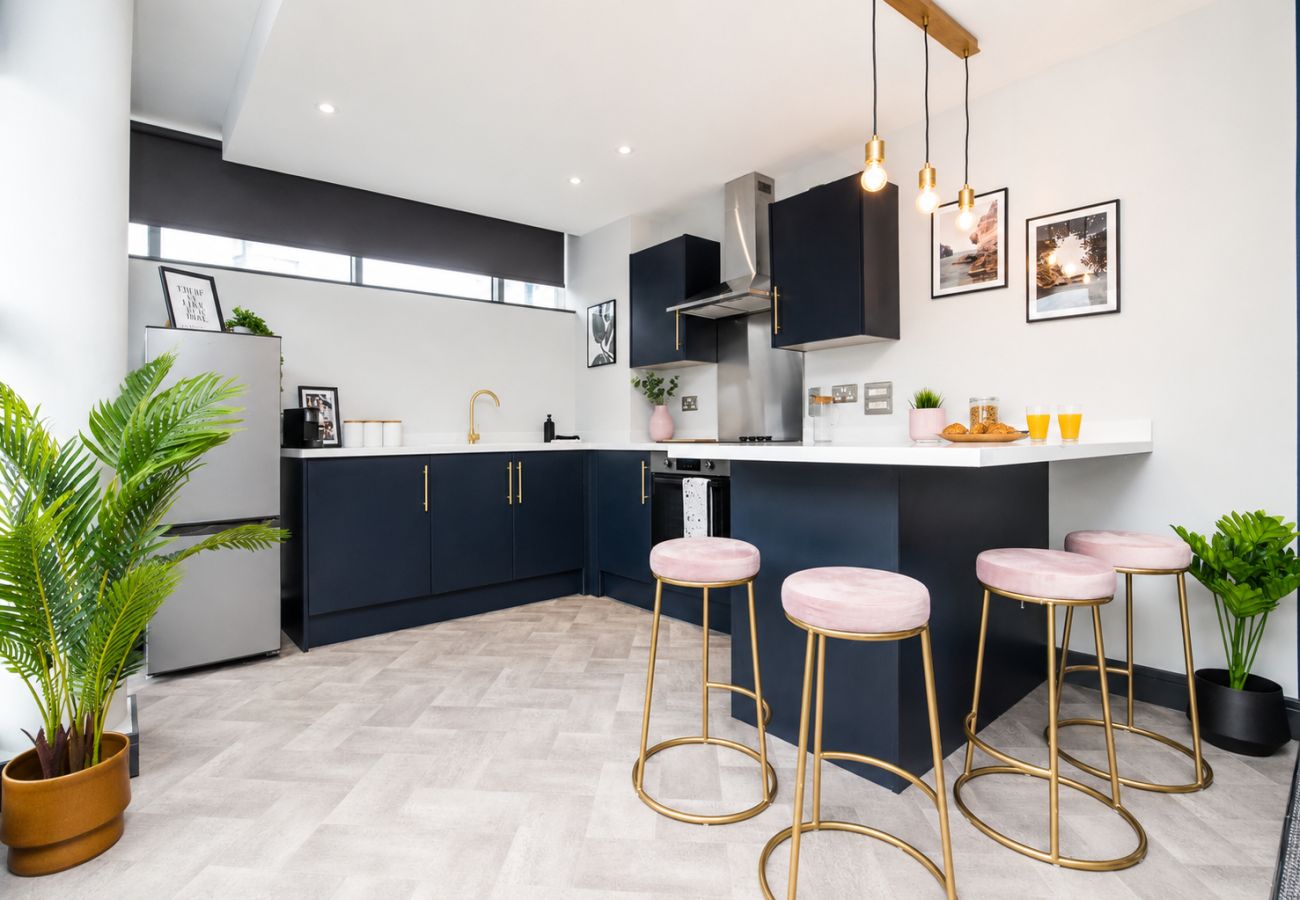 Apartment in Birmingham - Temple St