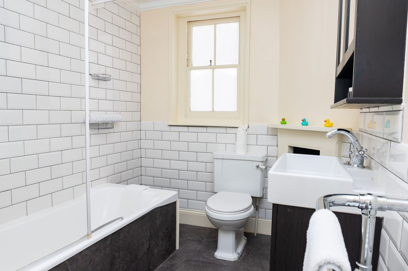 Montpellier Apartments 2 Apartments in Cheltenham