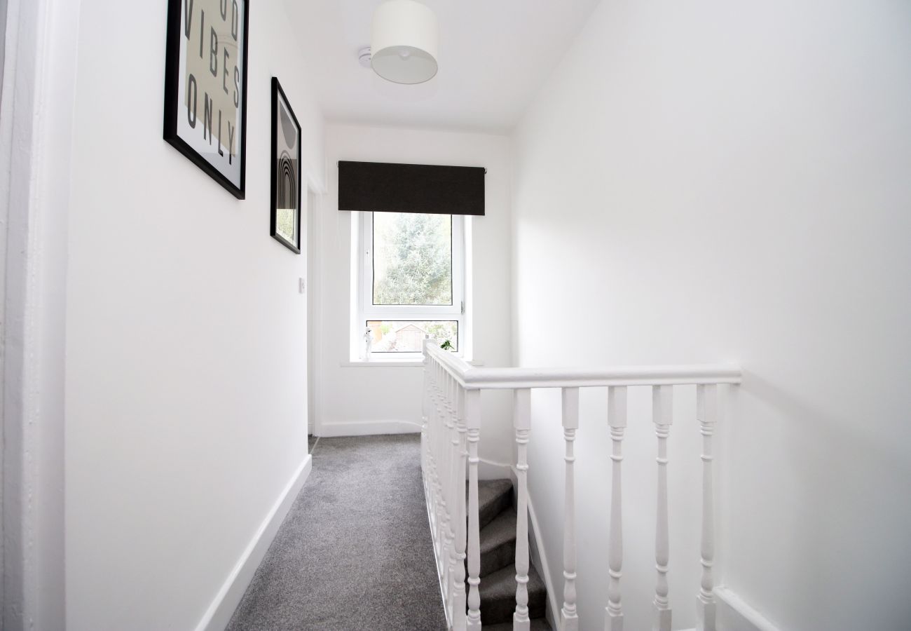 House in Ynysybwl - Robert Street