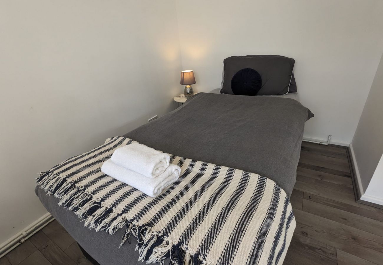Apartment in Bradford - Harrogate Terrace 2