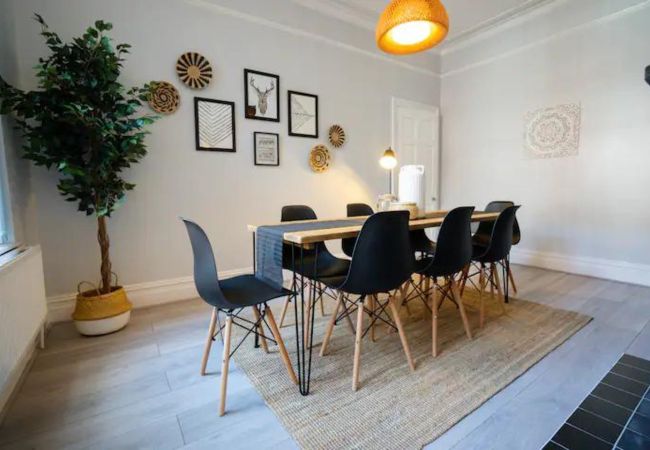 House in Leeds - Laurel Ville House in Leeds - Laurel Ville