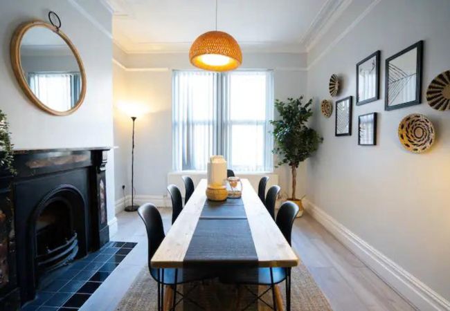 House in Leeds - Laurel Ville House in Leeds - Laurel Ville