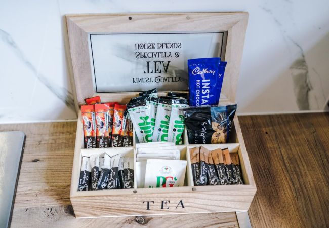 House in Oldham - Hollins Road House in Oldham - Hollins Road