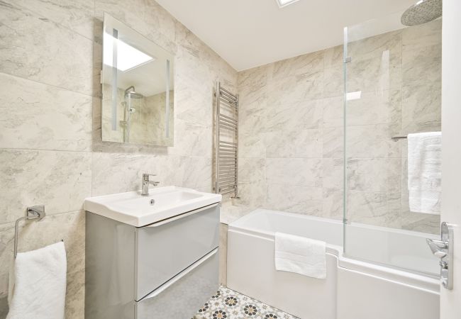 House in London - Hart House House in London - Hart House