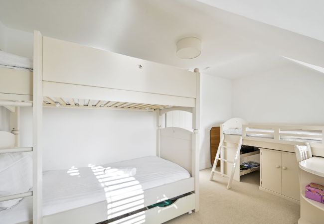 House in London - Hart House House in London - Hart House