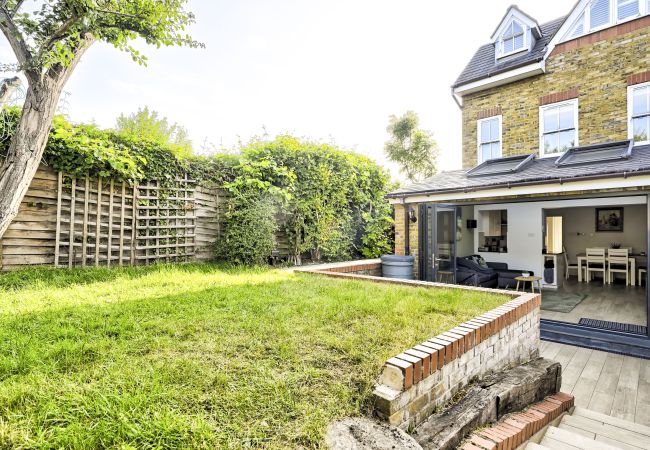 House in London - Hart House House in London - Hart House