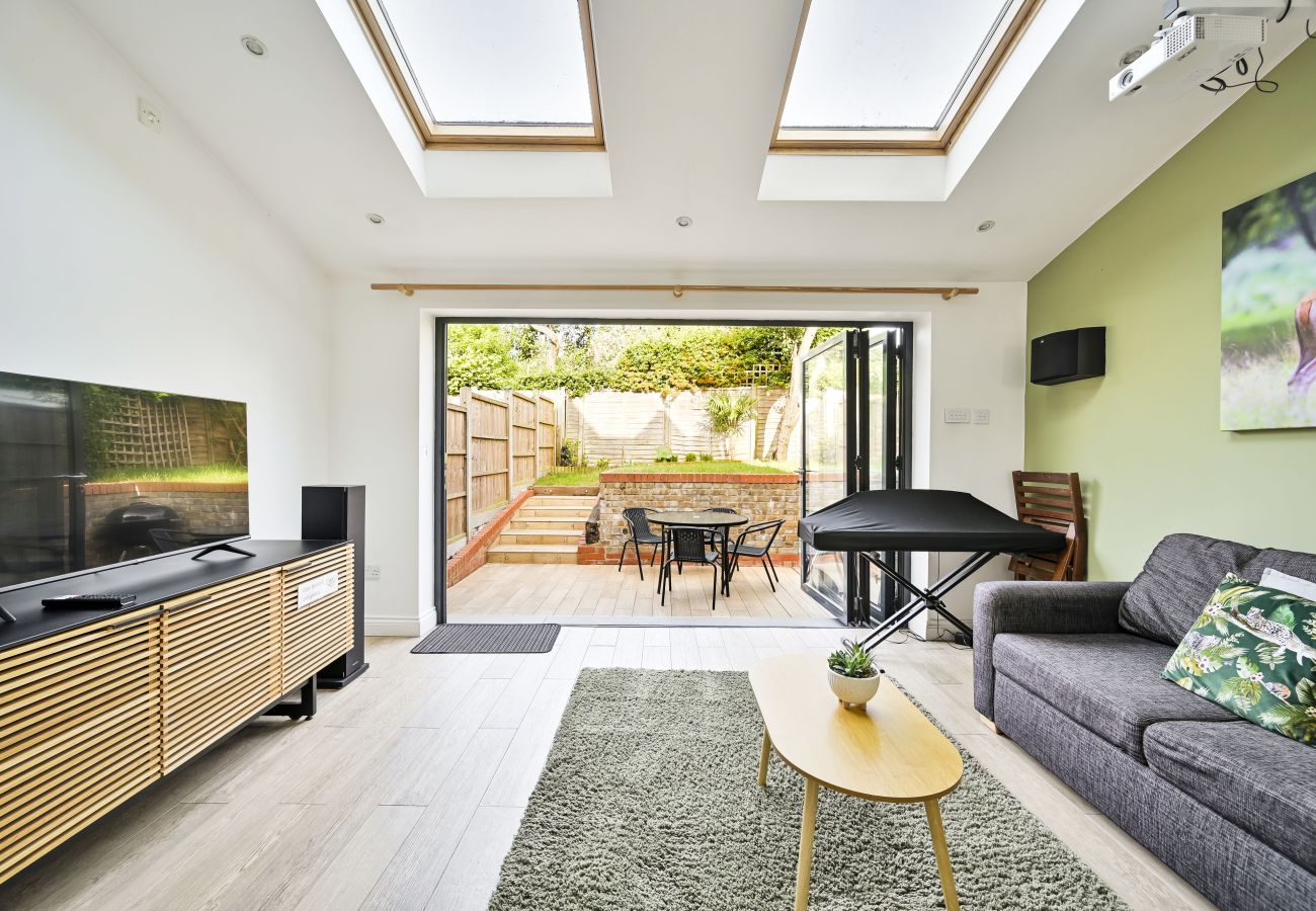 House in London - Hart House