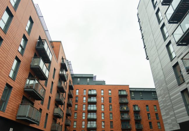 Apartment in Slough - Rivington Apartments Apartment in Slough - Rivington Apartments