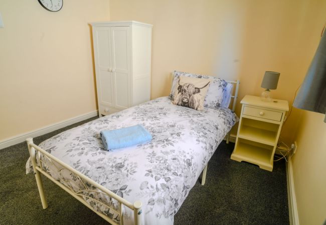 House in Wanborough - Teign House House in Wanborough - Teign House