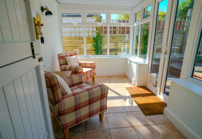 House in Wanborough - Teign House House in Wanborough - Teign House