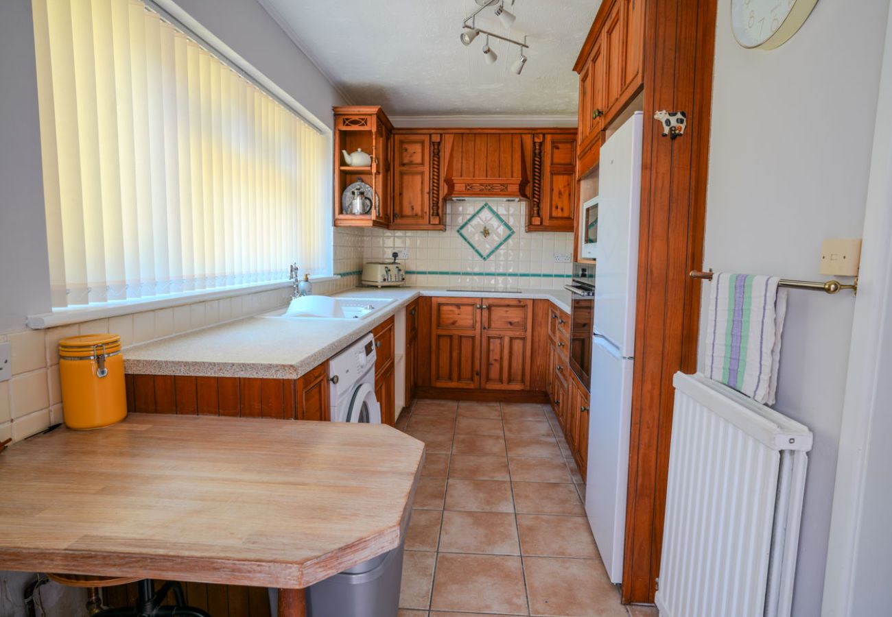 House in Wanborough - Teign House