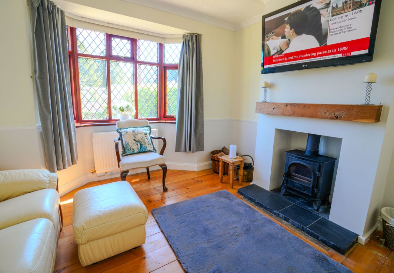 House in Wanborough - Teign House