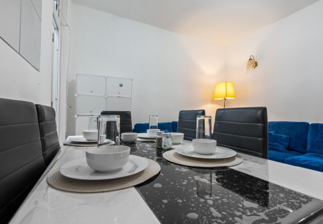 House in Barking - Ashford Road House in Barking - Ashford Road