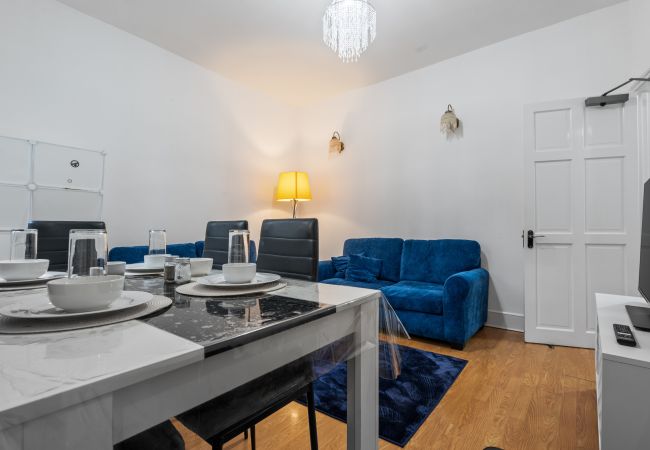 House in Barking - Ashford Road House in Barking - Ashford Road