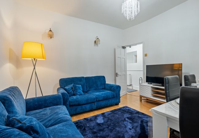 House in Barking - Ashford Road House in Barking - Ashford Road