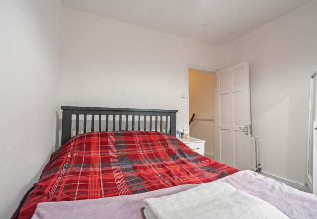 House in Barking - Ashford Road House in Barking - Ashford Road