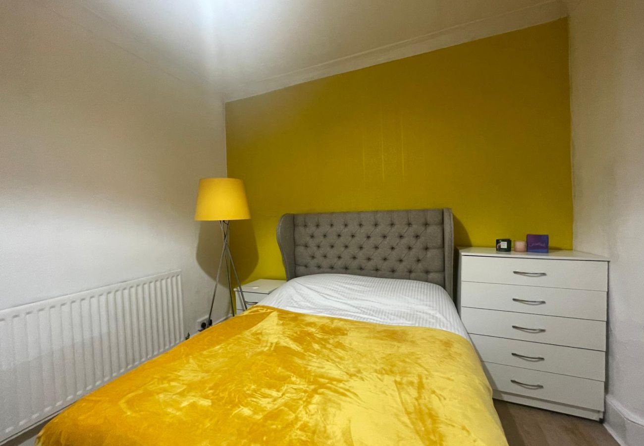House in Barking - Ashford Road