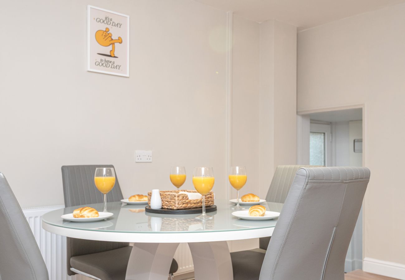 House in Liversedge - Huddersfield Road