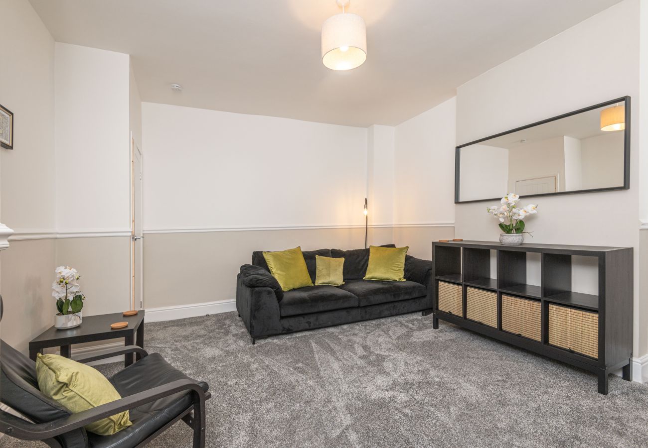 House in Liversedge - Huddersfield Road