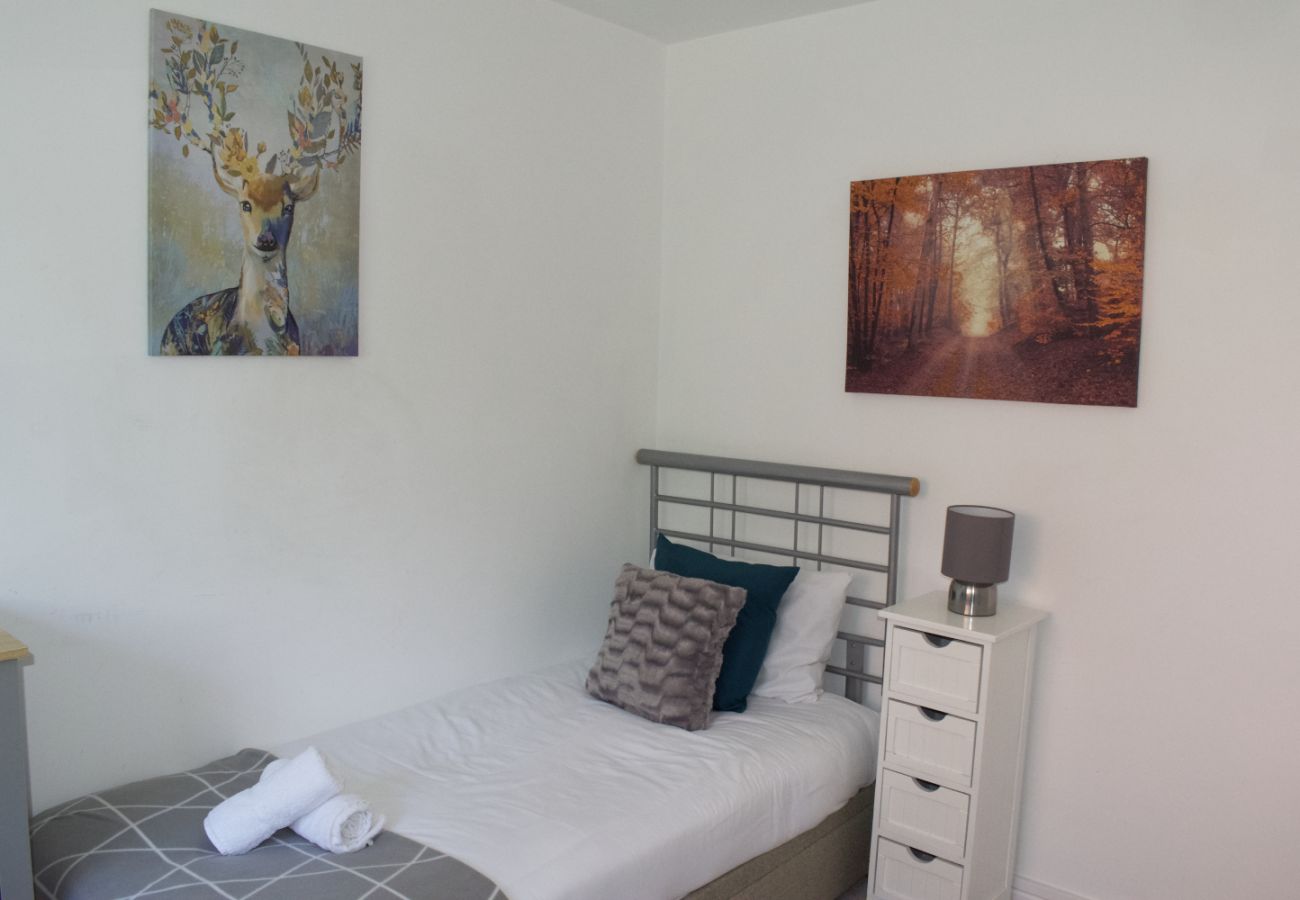 Apartment in Hinckley - Station Road 13