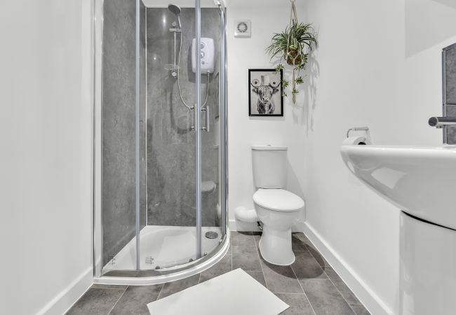 House in Weston-Super-Mare - Upper Church Road