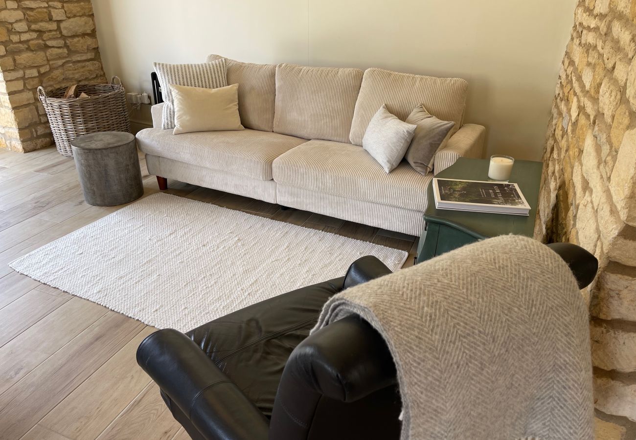 Cottage in Cheltenham - Granary Cottage