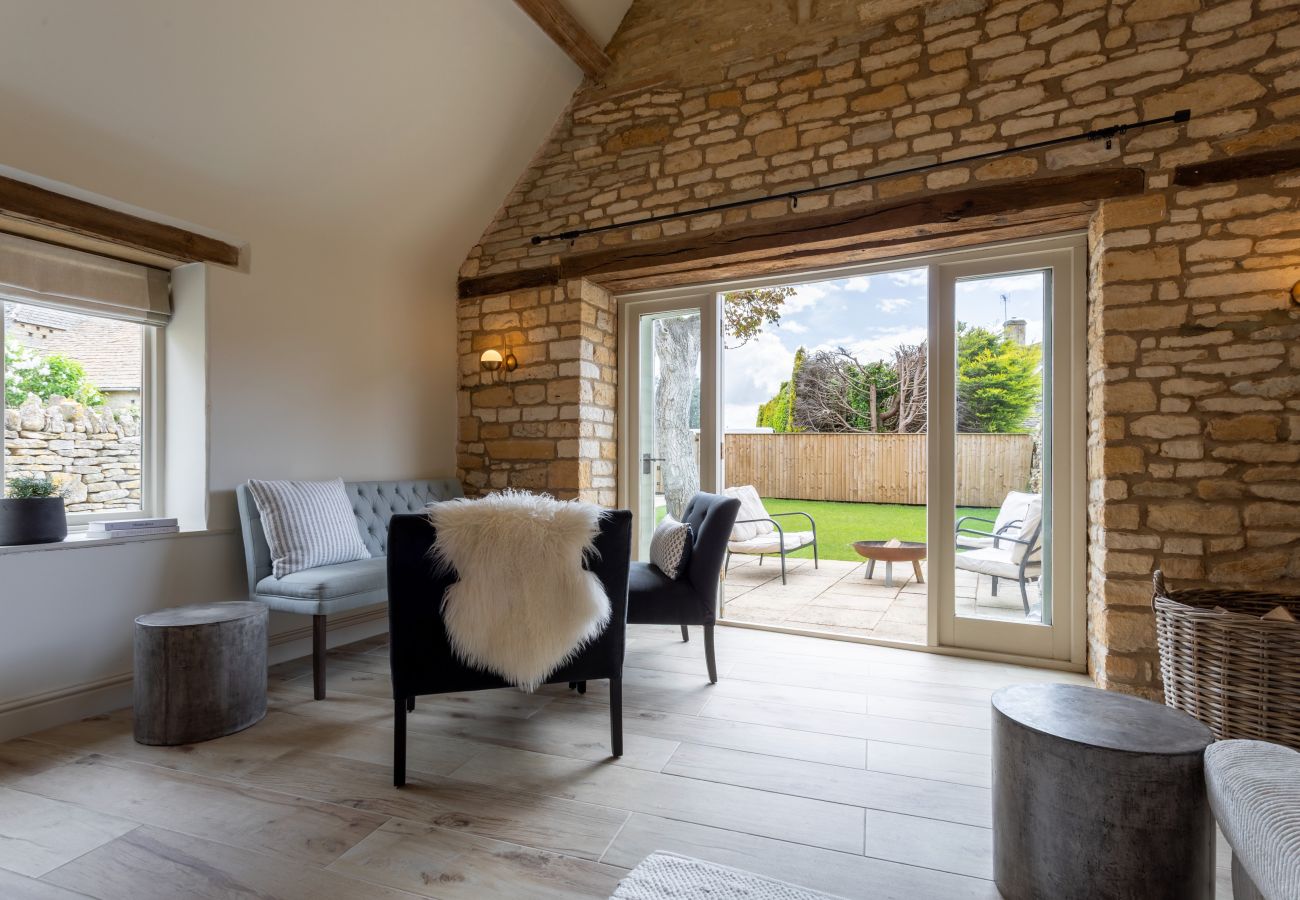 Cottage in Cheltenham - Granary Cottage