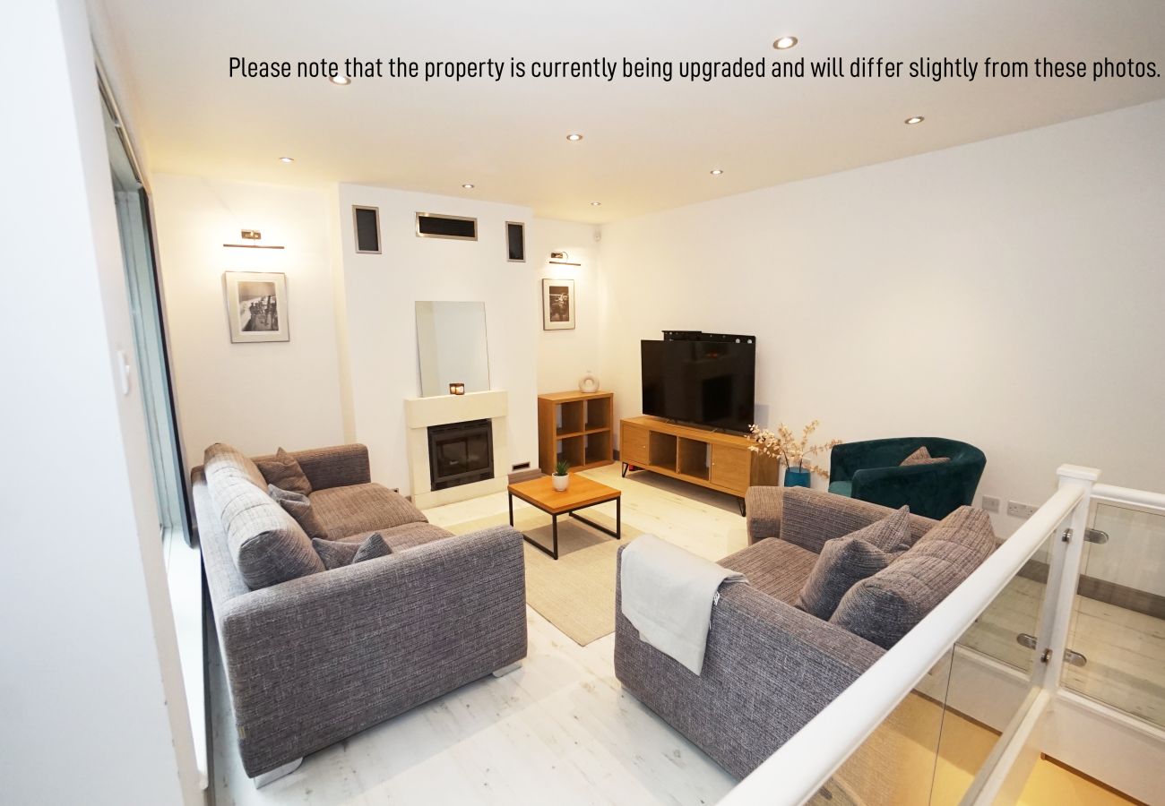 House in London - Cobham Mews