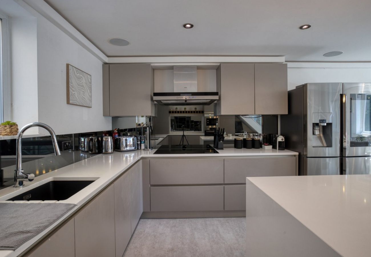House in London - Cobham Mews