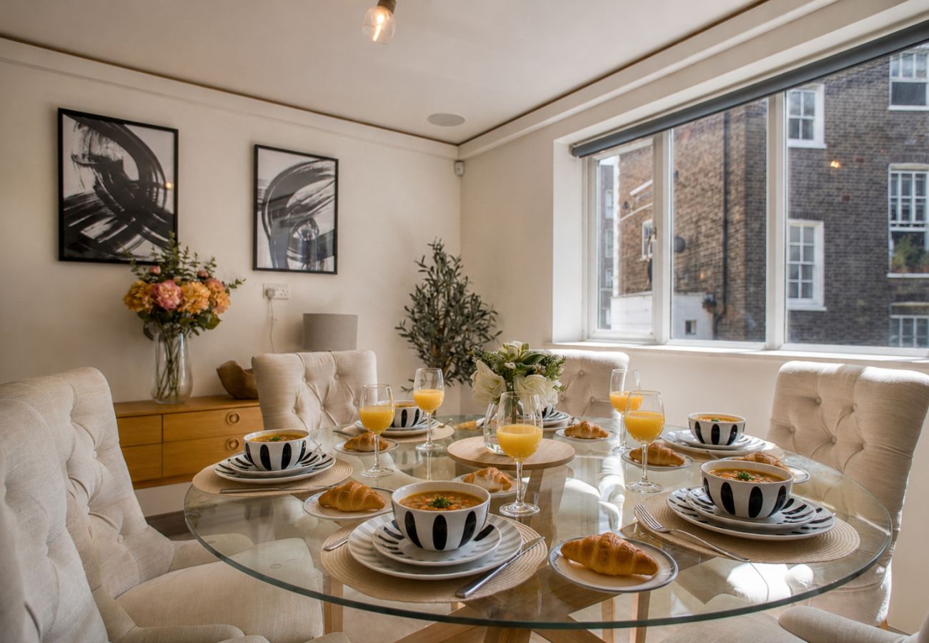 House in London - Cobham Mews
