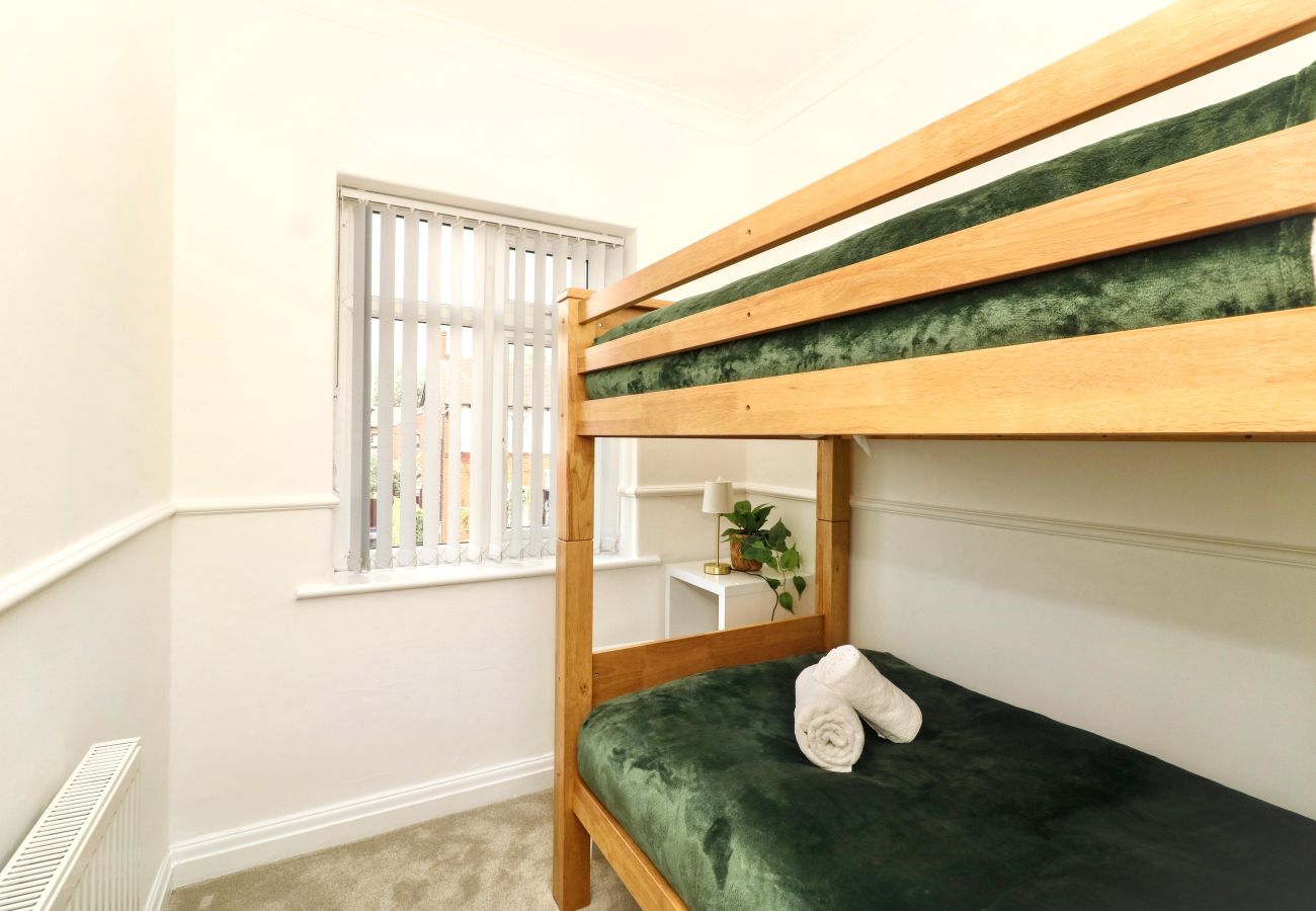 House in Manchester - Worsley Manchester