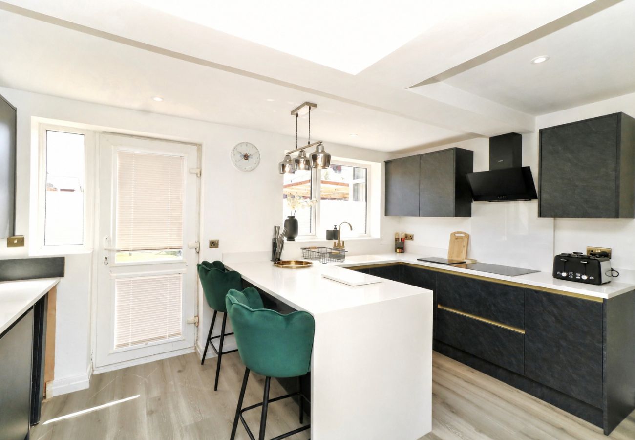 House in Manchester - Worsley Manchester