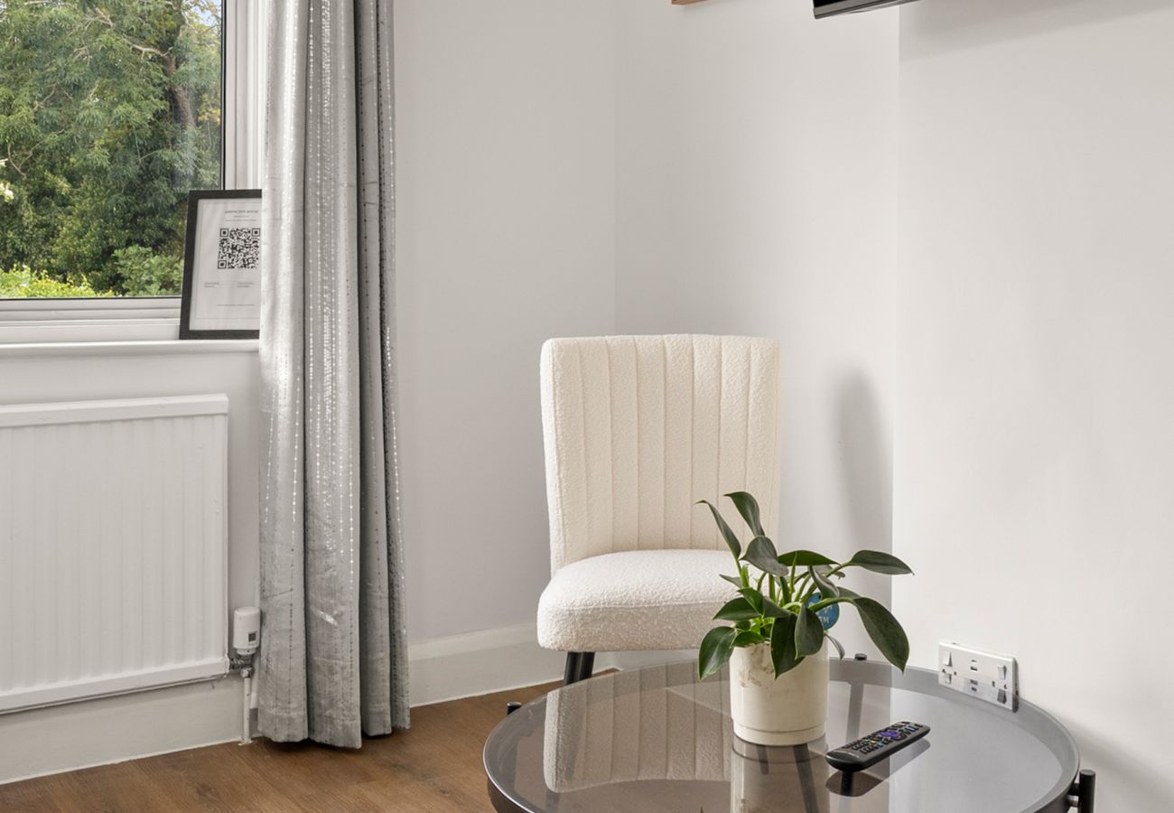 House in Croydon - Addington Road