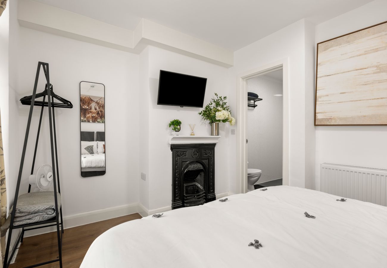 House in Croydon - Addington Road