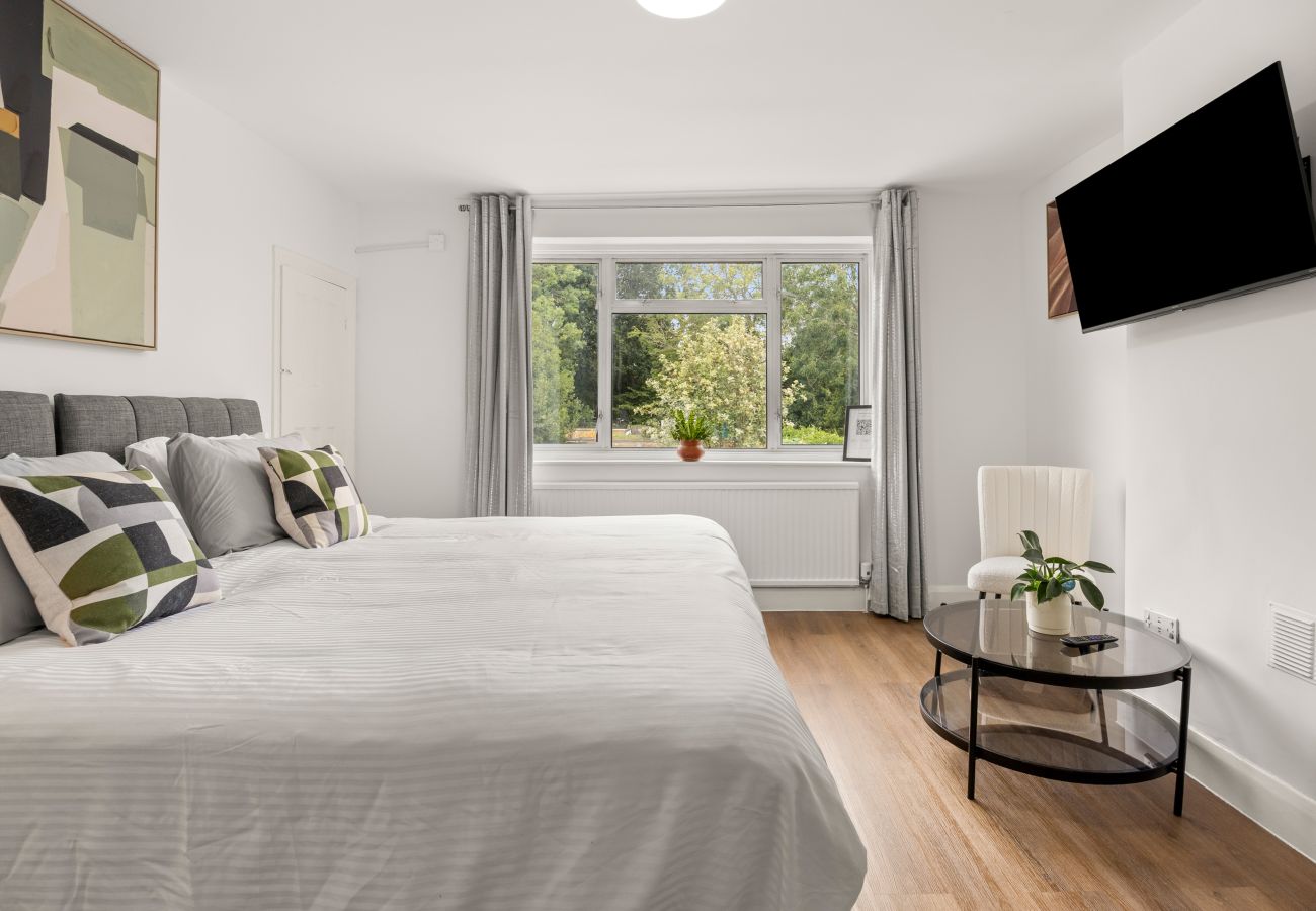 House in Croydon - Addington Road