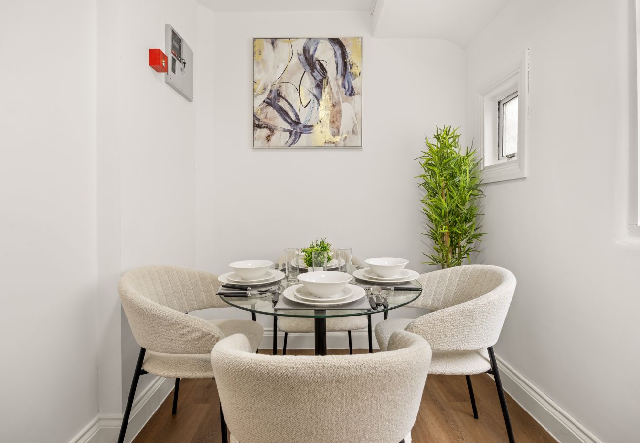 House in Croydon - Addington Road