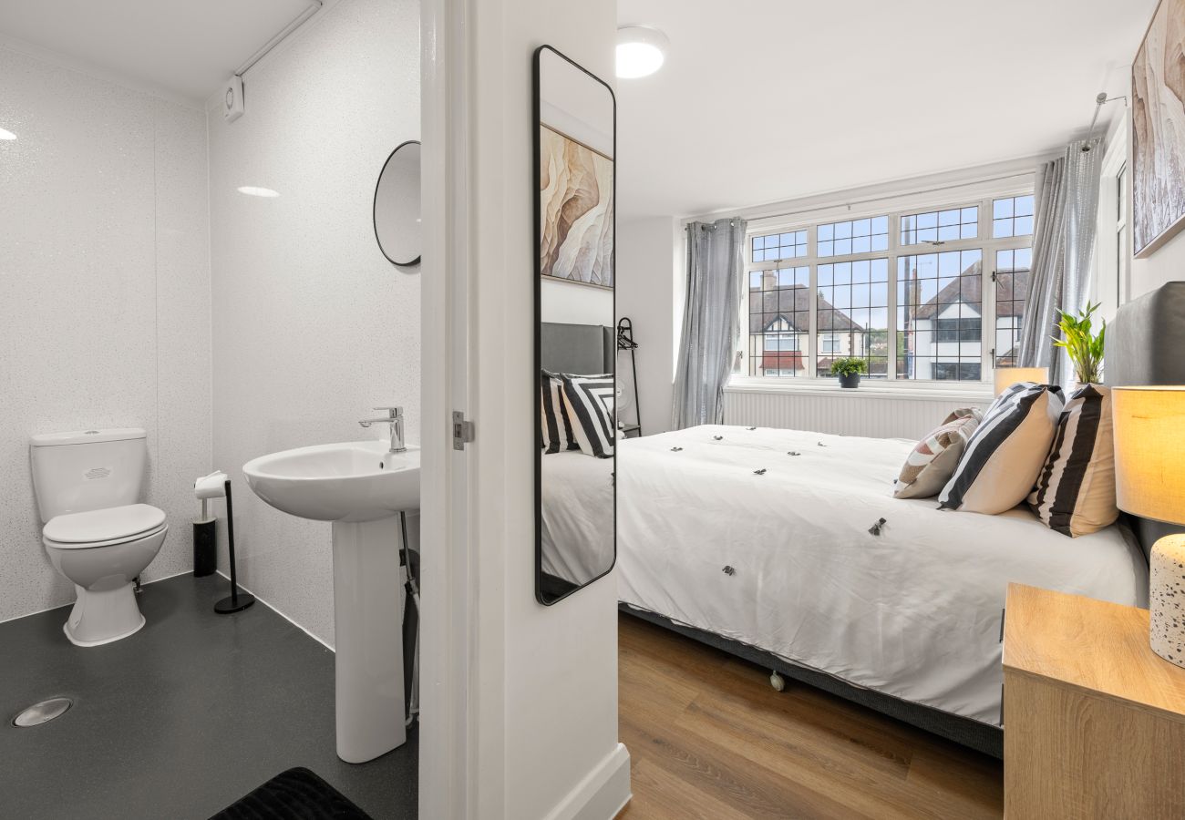 House in Croydon - Addington Road