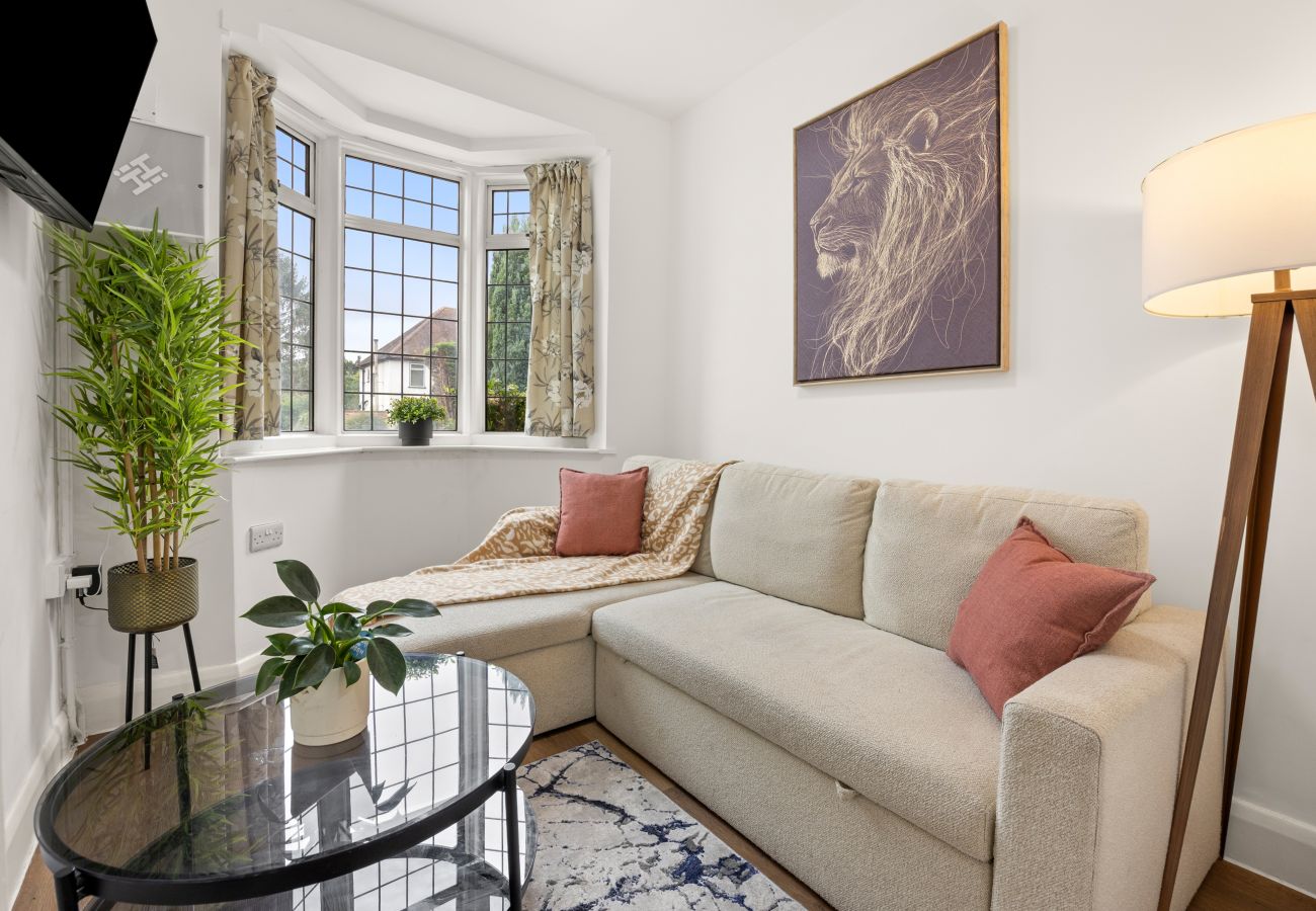 House in Croydon - Addington Road